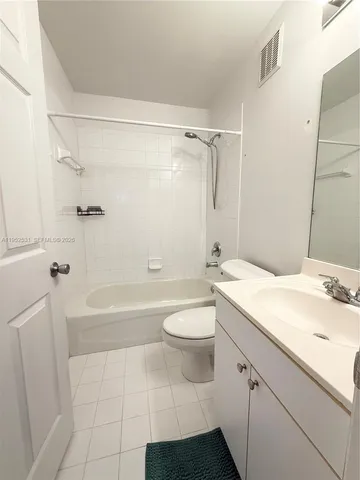 $3,490 | 8940 Northeast 8th Avenue, Unit 1205, Miami, FL 33138