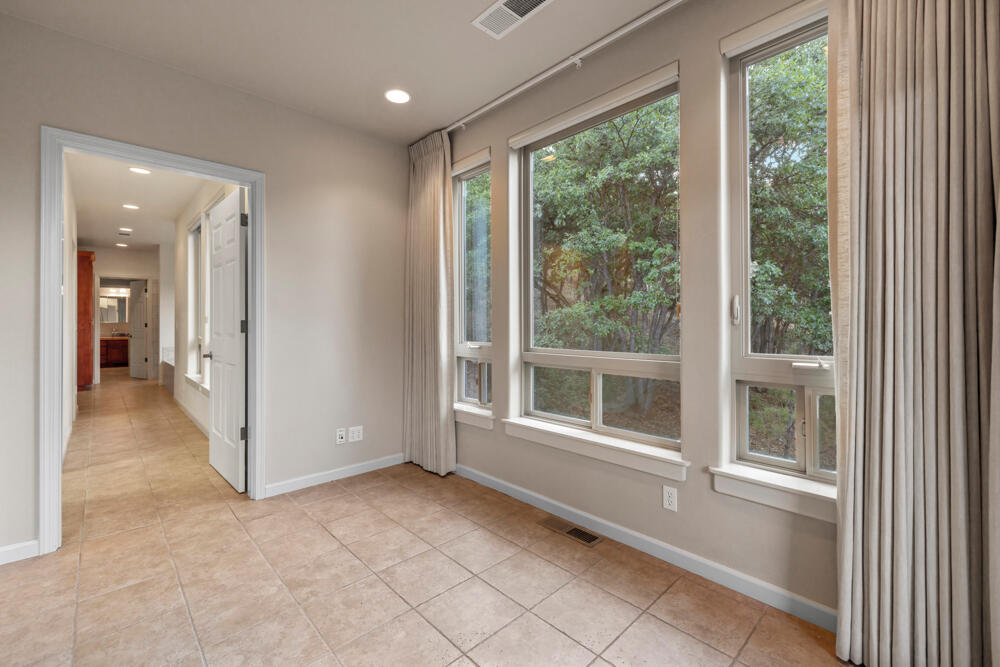 6734 Cooper's Hawk Road Klamath Falls, OR 97601 - Photo 21 of 80 6734CoopersHawkRd.-53