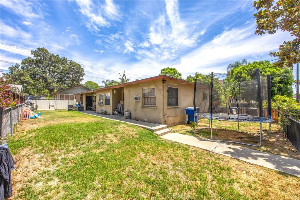 4230 13th Street Riverside, CA 92501 - Photo 28 of 35