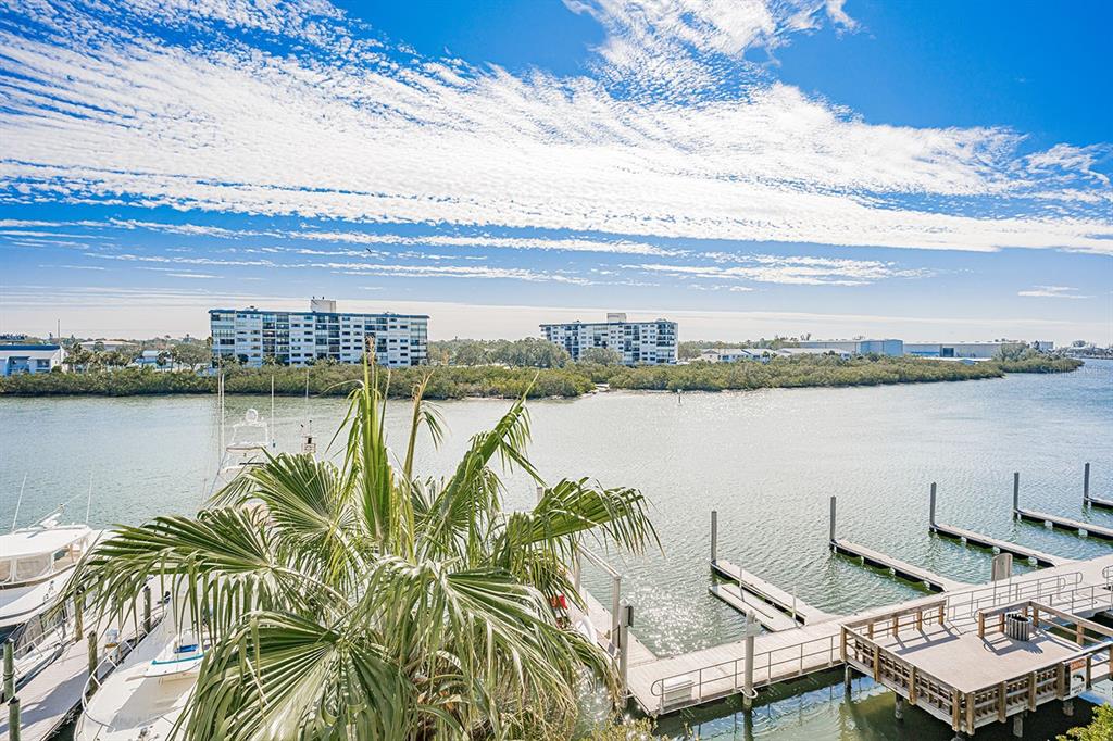 399 2nd Street, Unit 416 Indian Rocks Beach, FL 33785 - Photo 3 of 39