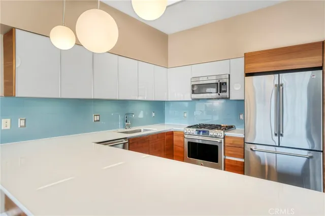 $790,000 | 11500 Tennessee Avenue, Unit 432, Los Angeles, CA 90064