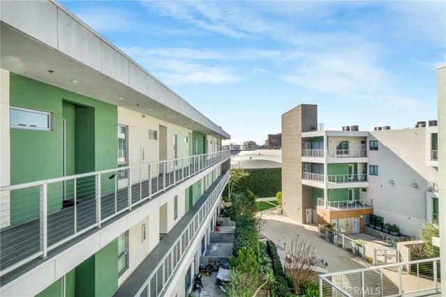 $790,000 | 11500 Tennessee Avenue, Unit 432, Los Angeles, CA 90064