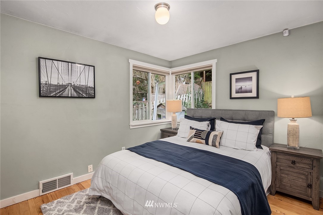 8434 46th Avenue Southwest Seattle, WA 98136 - Photo 14 of 29