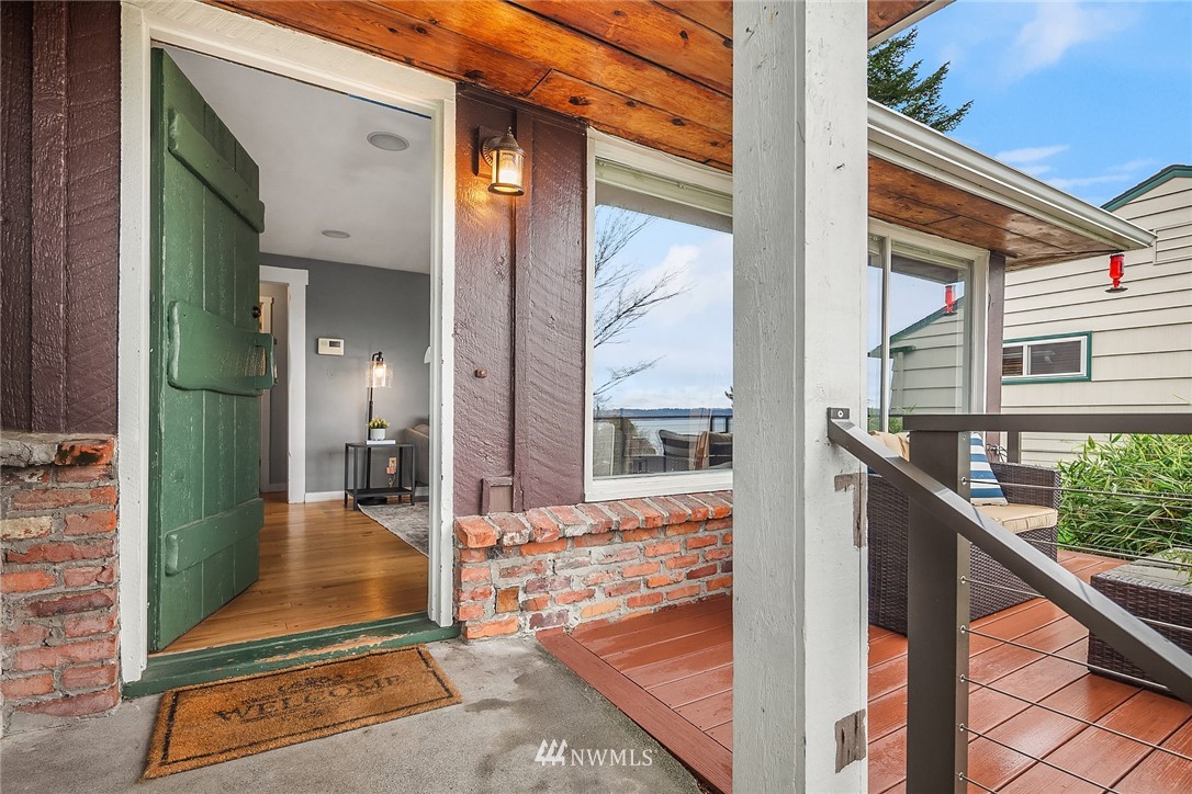 8434 46th Avenue Southwest Seattle, WA 98136 - Photo 4 of 29
