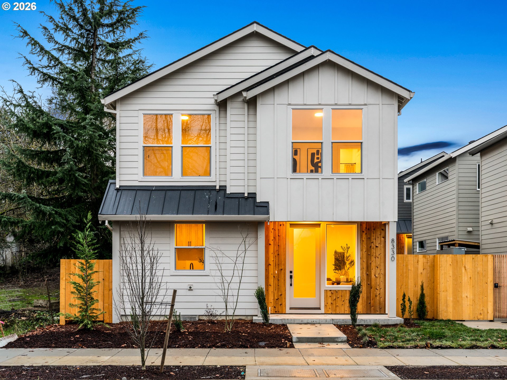 8328 North Bank Street Portland, OR 97203 - Photo 3 of 19
