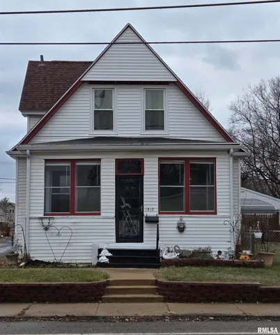 $76,900 | 1910 West Howett Street, Peoria, IL 61605