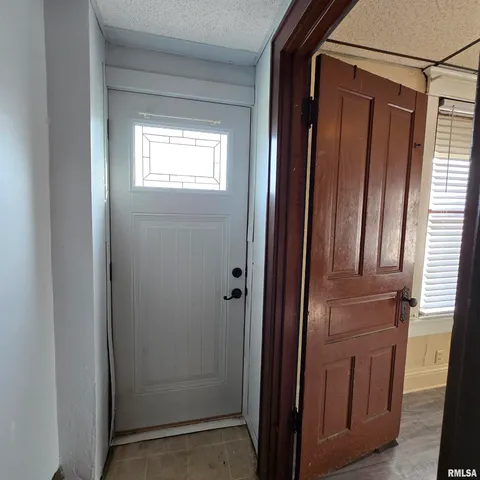 $76,900 | 1910 West Howett Street, Peoria, IL 61605