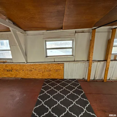 $76,900 | 1910 West Howett Street, Peoria, IL 61605