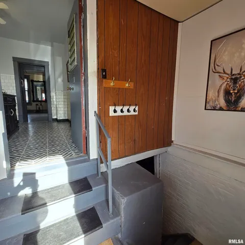 $76,900 | 1910 West Howett Street, Peoria, IL 61605