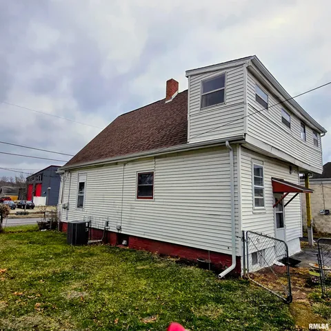 $76,900 | 1910 West Howett Street, Peoria, IL 61605