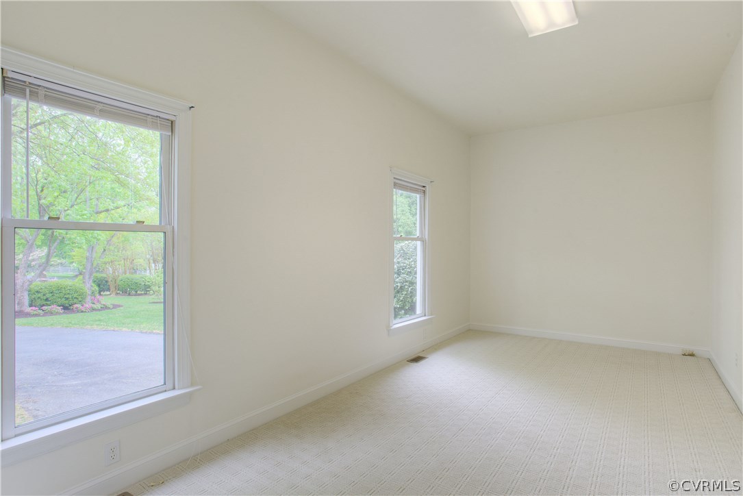 205 Arrowview Court Henrico, VA 23229 - Photo 36 of 38 Gallery Image 36