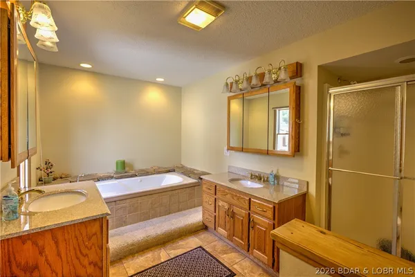 $1,850,000 | Undisclosed Address, Roach, MO 65787