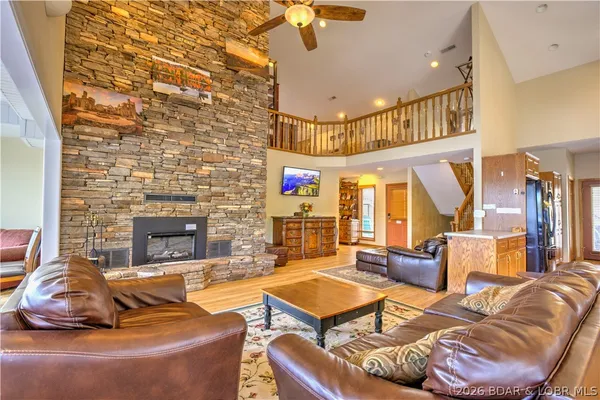 $1,850,000 | Undisclosed Address, Roach, MO 65787