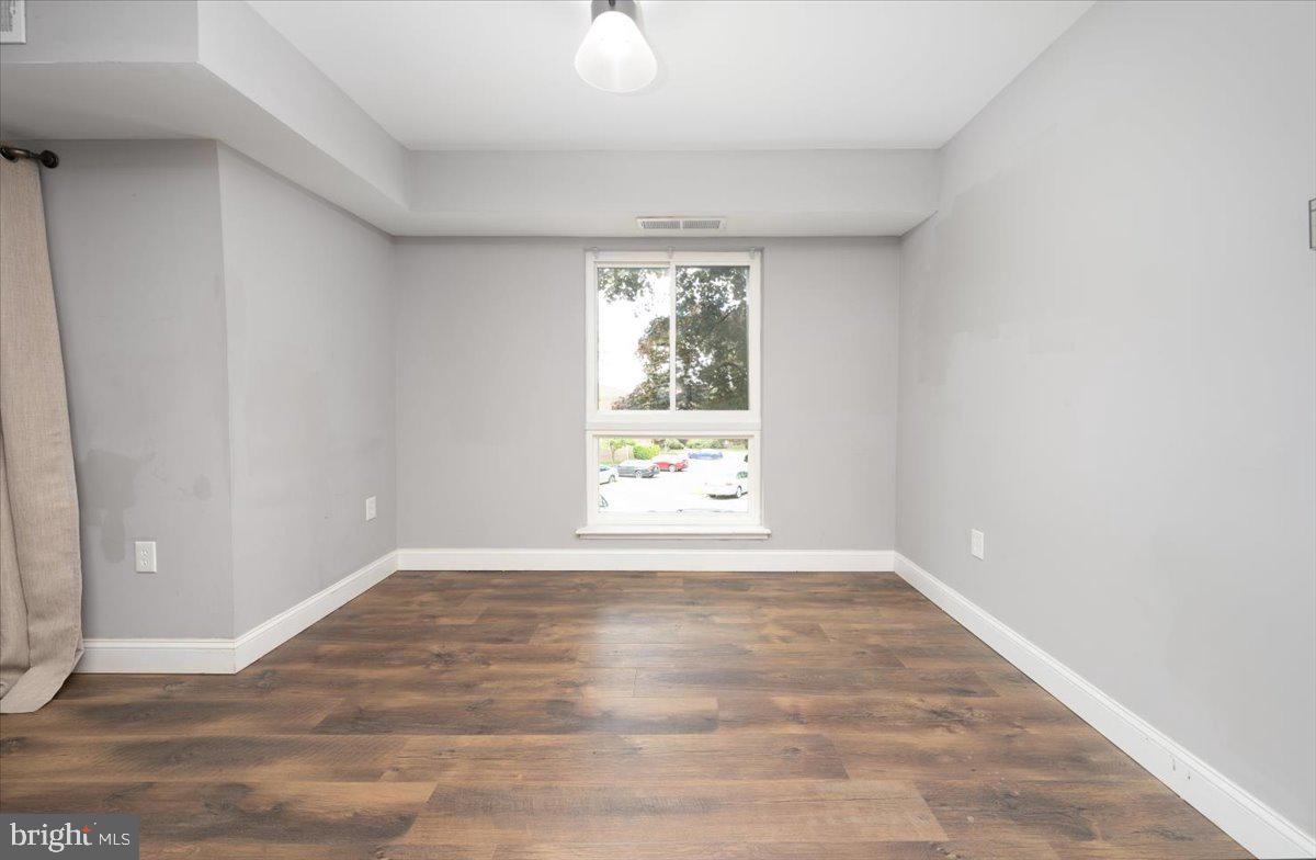 17807 Buehler Road, Unit 2A1 Olney, MD 20832 - Photo 12 of 31 Dining Area