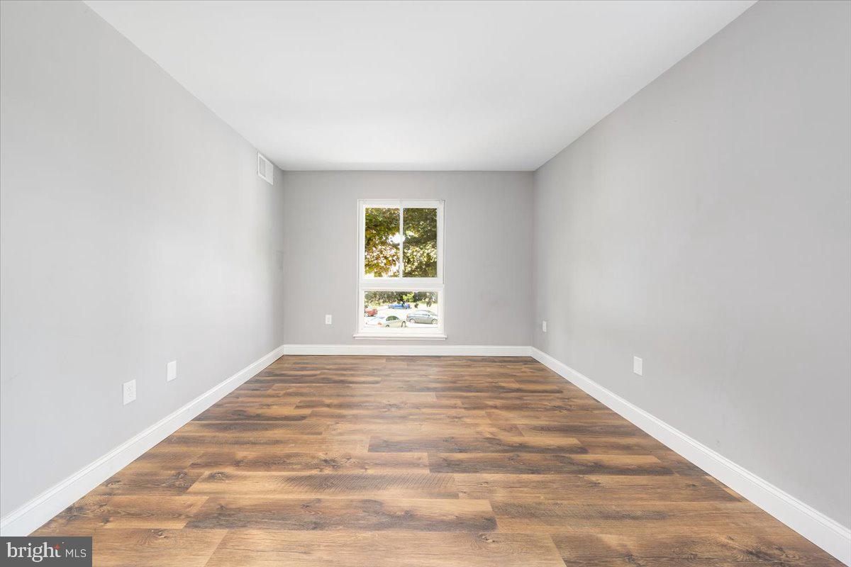 17807 Buehler Road, Unit 2A1 Olney, MD 20832 - Photo 19 of 31 Bedroom