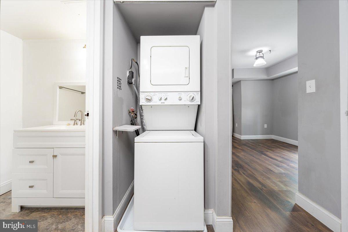 17807 Buehler Road, Unit 2A1 Olney, MD 20832 - Photo 22 of 31 Stacking Washer and Dryer