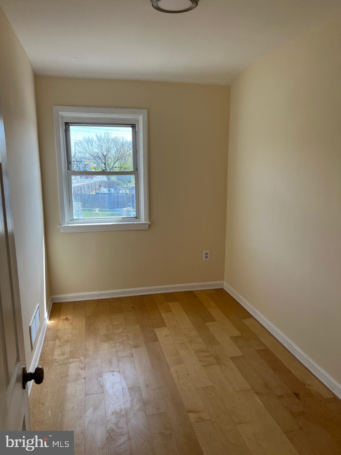 4400 Norfen Road Halethorpe, MD 21227 - Photo 22 of 24 bedroom