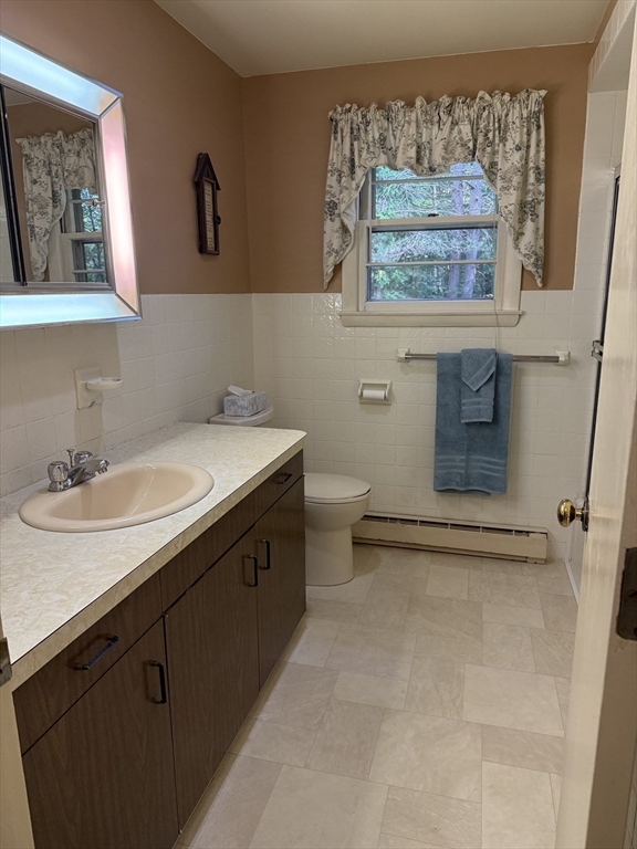 35 Carleton Road Millbury, MA 01527 - Photo 15 of 34 Gallery Image 15