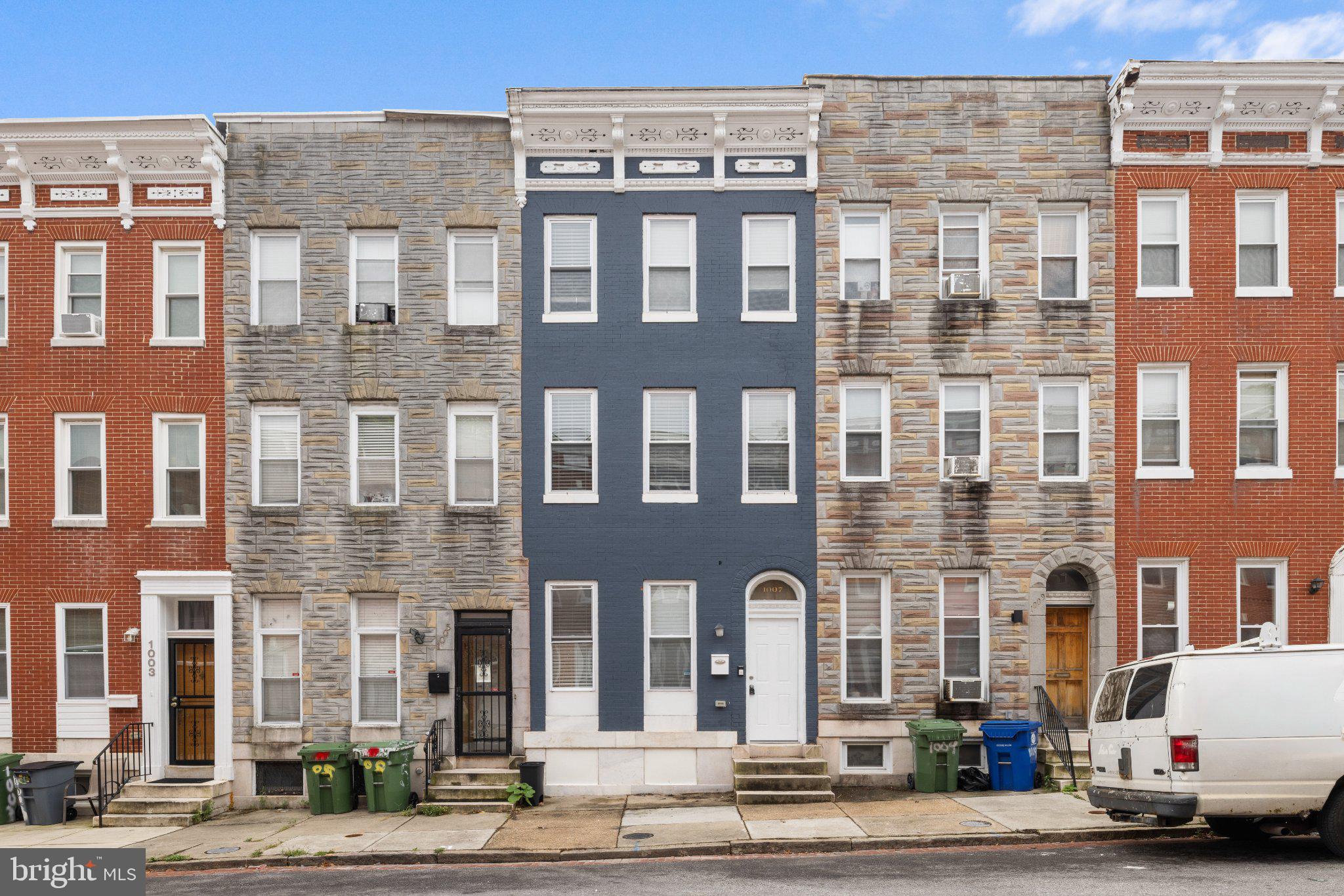 Remodeled 4 Bed 3 Bath Townhome