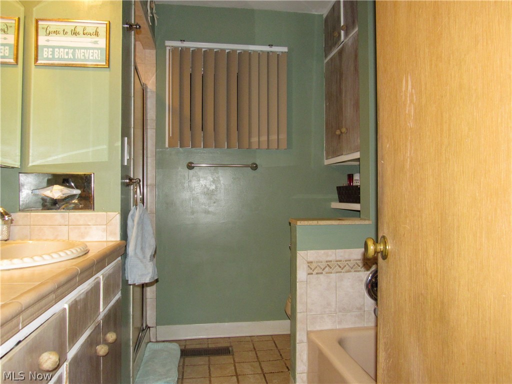 6631 Sherborn Road Cleveland, OH 44130 - Photo 15 of 28 Gallery Image 15