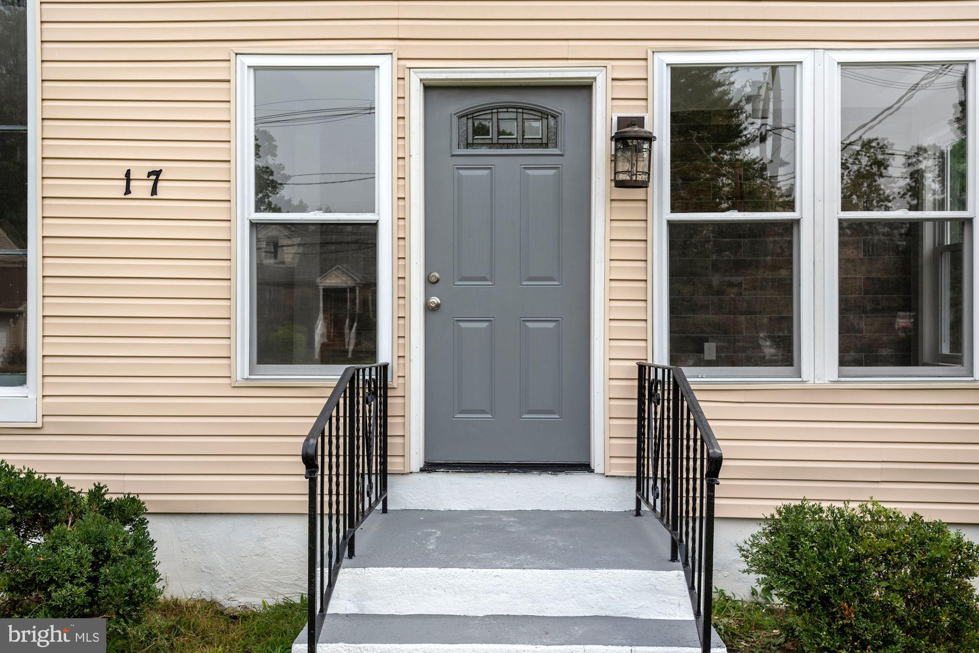 17 Ranoldo Terrace Cherry Hill, NJ 08034 - Photo 4 of 32 Gallery Image 4