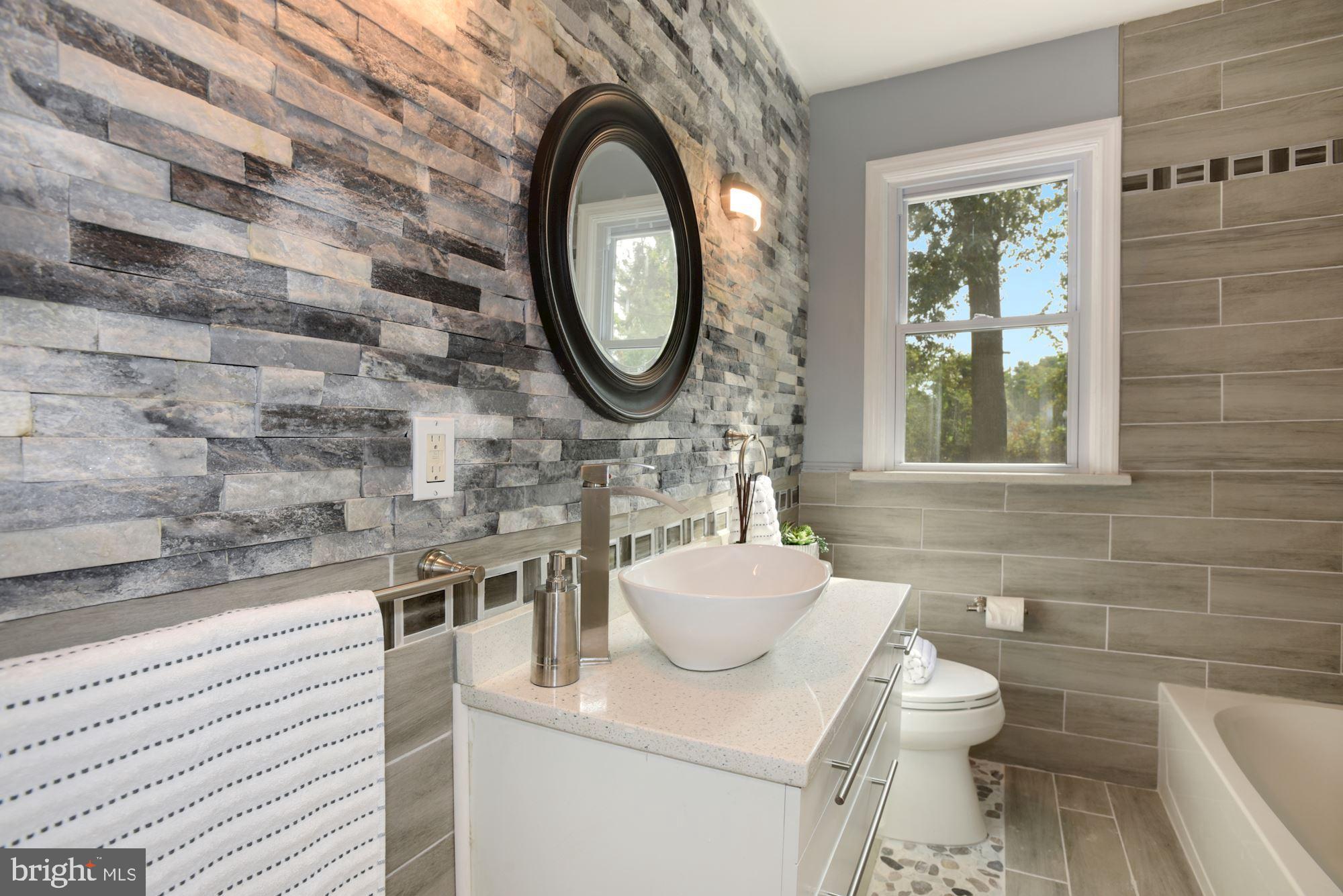 17 Ranoldo Terrace Cherry Hill, NJ 08034 - Photo 7 of 32 Gallery Image 7