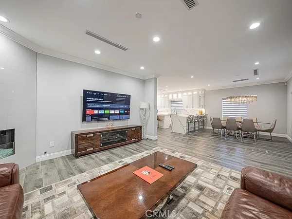 $2,120,000 | 430 North Parish Place, Burbank, CA 91506