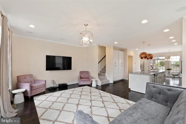 46077 Hall Road Sterling, VA 20166 - Photo 11 of 38