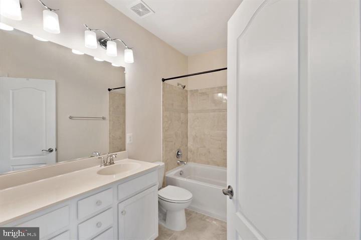 46077 Hall Road Sterling, VA 20166 - Photo 25 of 38