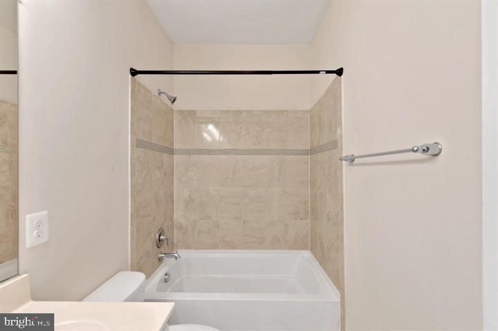 46077 Hall Road Sterling, VA 20166 - Photo 26 of 38