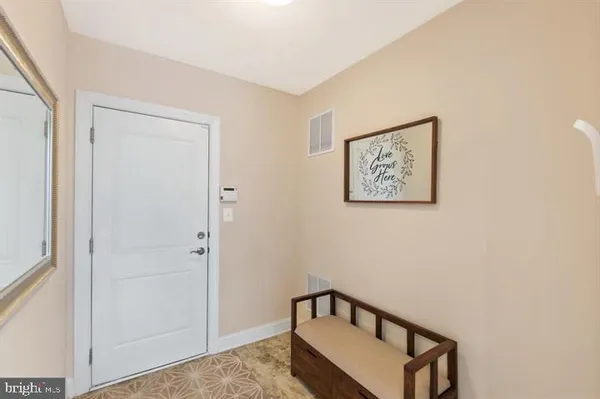 $3,300 | 46077 Hall Road, Sterling, VA 20166