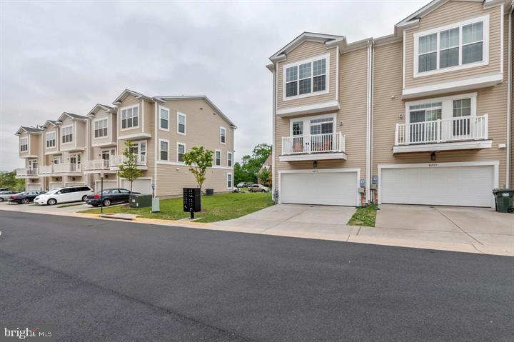 46077 Hall Road Sterling, VA 20166 - Photo 37 of 38