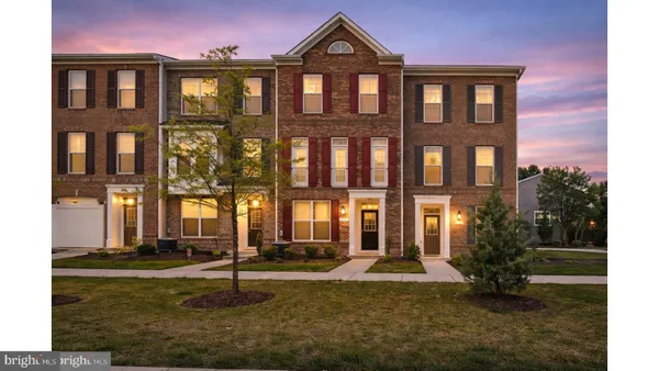 $3,300 | 46077 Hall Road, Sterling, VA 20166