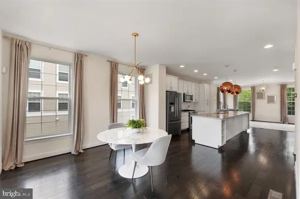 $3,300 | 46077 Hall Road, Sterling, VA 20166