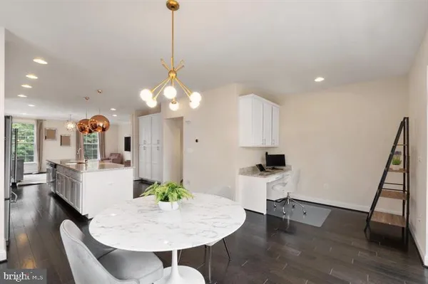 $3,300 | 46077 Hall Road, Sterling, VA 20166