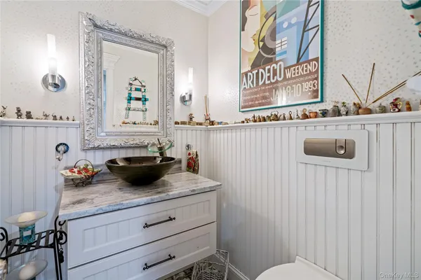 $1,199,000 | 38 Maple Court, Jericho, NY 11753