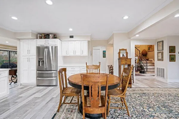 $1,199,000 | 38 Maple Court, Jericho, NY 11753
