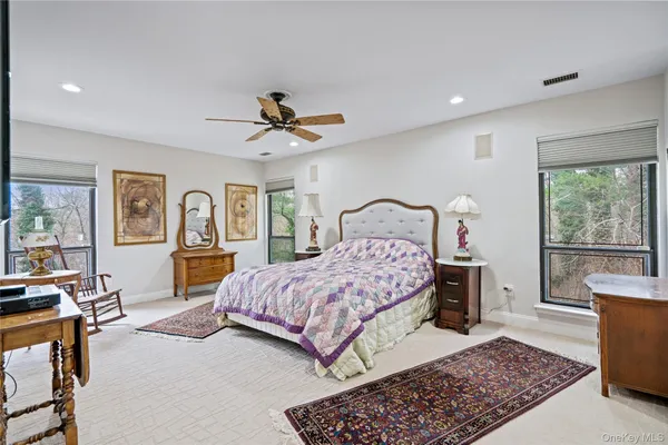 $1,199,000 | 38 Maple Court, Jericho, NY 11753