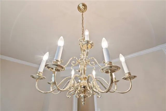 $400,000 | 707 Quail Creek Road, Parsons, KS 67357