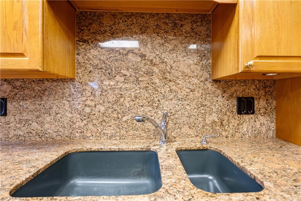 707 Quail Creek Road Parsons, KS 67357 - Photo 30 of 97