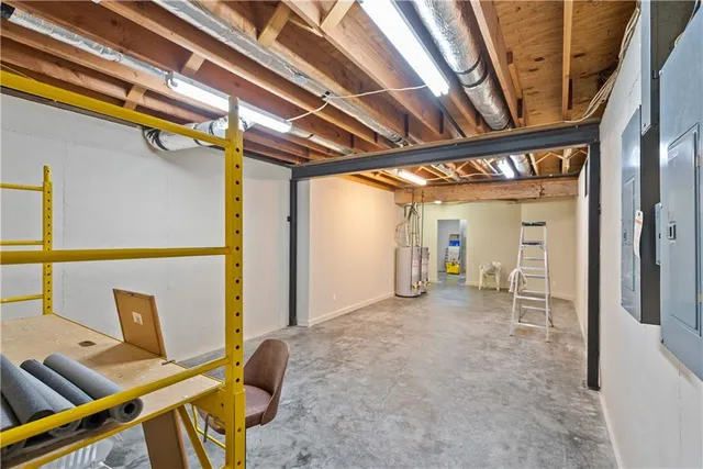 $400,000 | 707 Quail Creek Road, Parsons, KS 67357