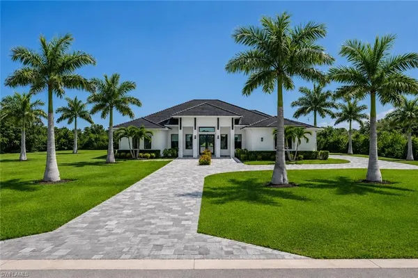 $2,999,995 | 9974 Winterview Drive, Naples, FL 34109