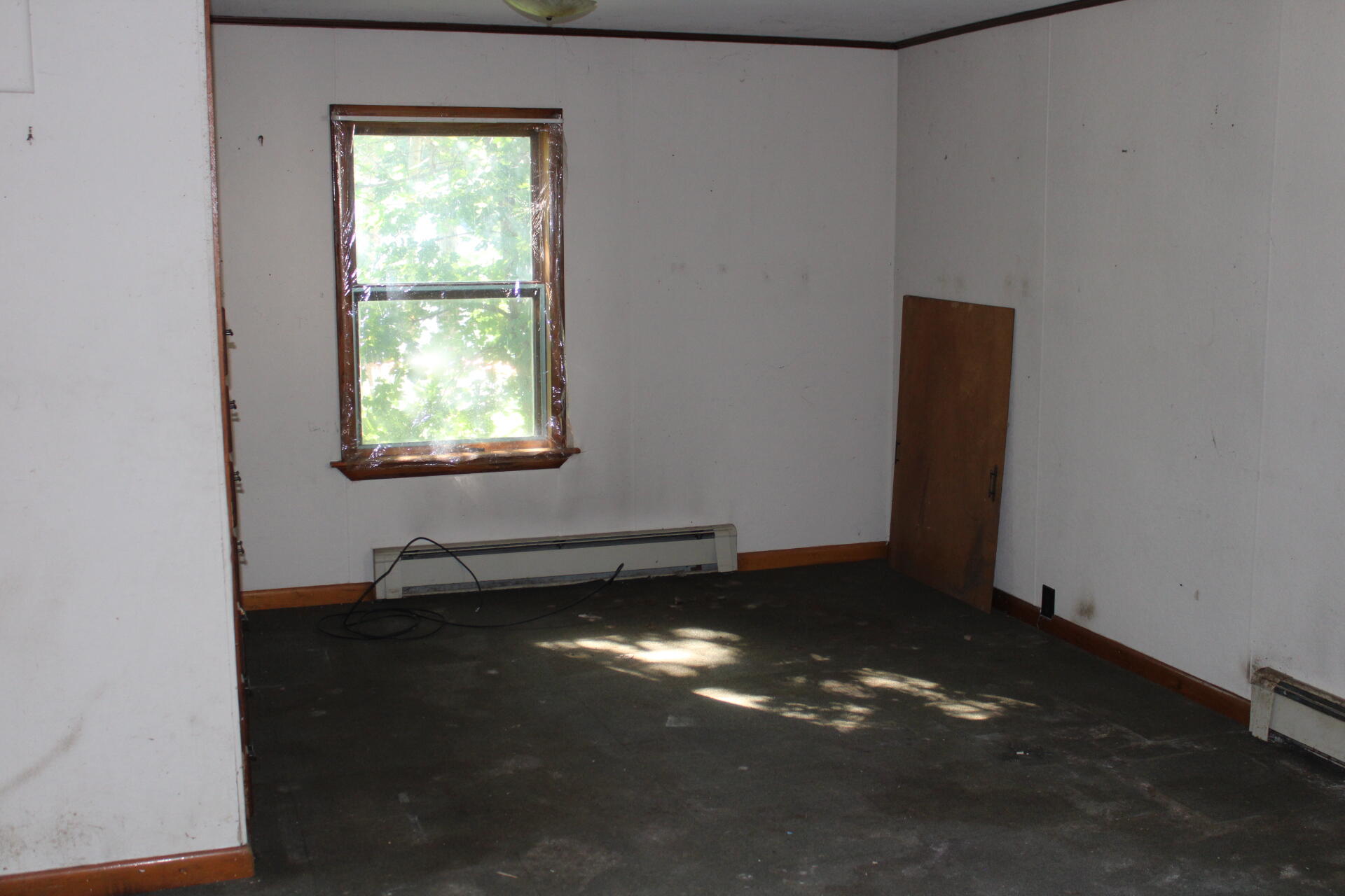 12 Jones Street Madison, ME 04950 - Photo 4 of 15 IMG_4859