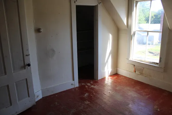 $89,500 | 12 Jones Street, Madison, ME 04950