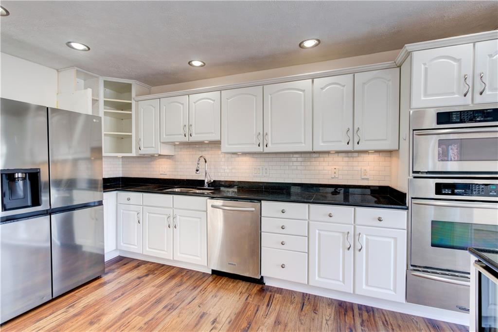 6720 Creek Ridge Trail Indianapolis, IN 46256 - Photo 23 of 50 Gallery Image 23