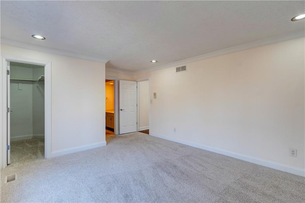 6720 Creek Ridge Trail Indianapolis, IN 46256 - Photo 29 of 50 Gallery Image 29