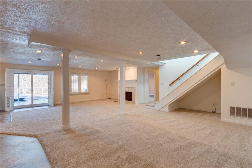 6720 Creek Ridge Trail Indianapolis, IN 46256 - Photo 42 of 50 Gallery Image 42