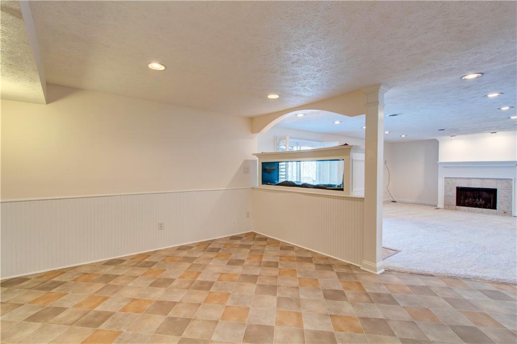 6720 Creek Ridge Trail Indianapolis, IN 46256 - Photo 45 of 50 Gallery Image 45