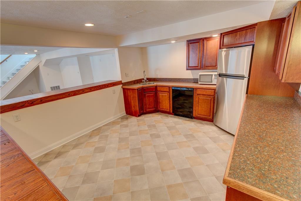 6720 Creek Ridge Trail Indianapolis, IN 46256 - Photo 49 of 50 Gallery Image 49