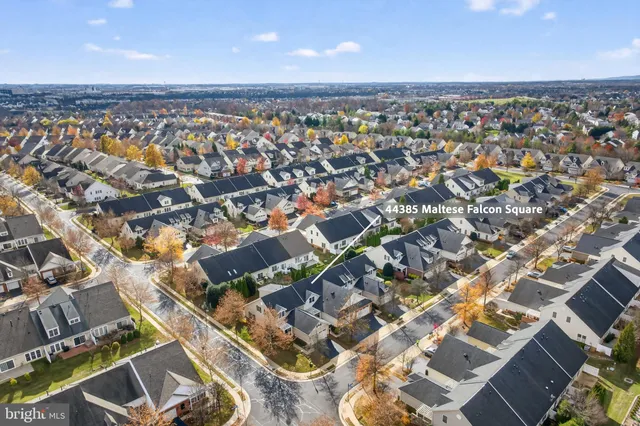 $635,000 | 44385 Maltese Falcon Square, Ashburn, VA 20147